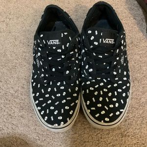 Skull vans